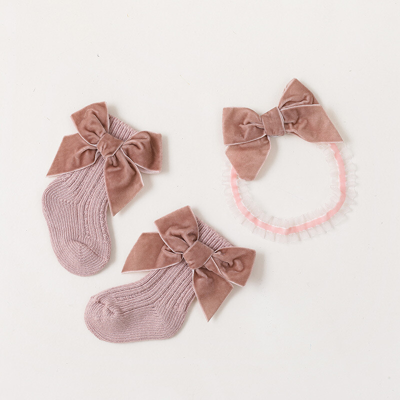 2- Piece Set Newborn Baby Girl Headband& Socks (2)