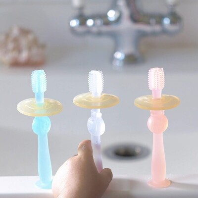 Haakaa 360Â° Silicone Toothbrush (3)